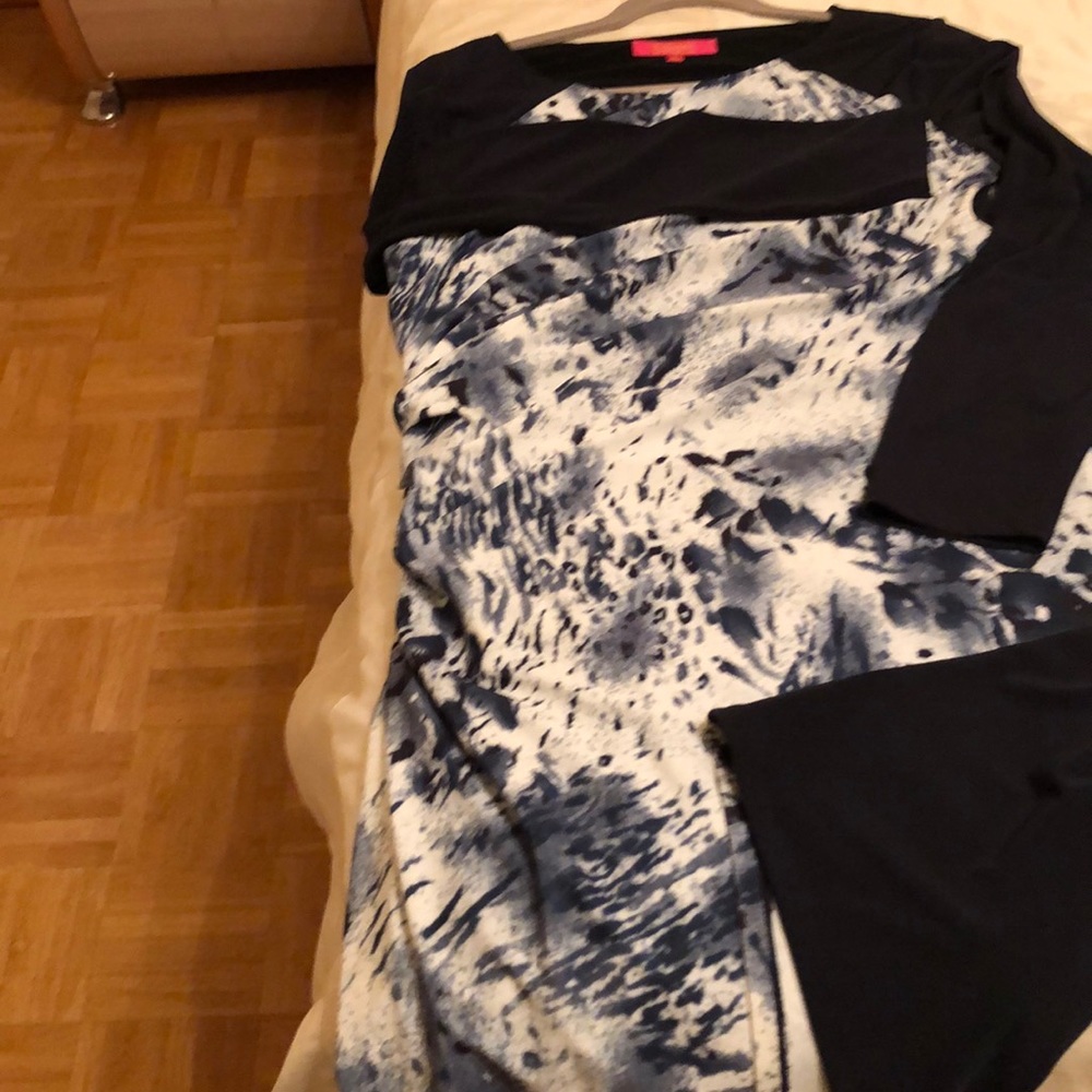 Dress - Picture 4 of 4